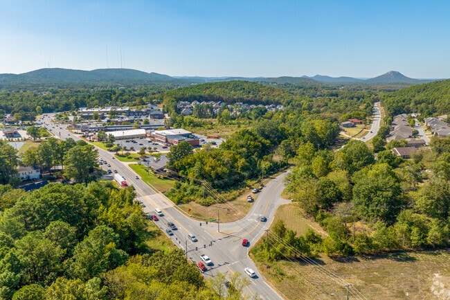 The Pinnacle Valley area butts up against Cantrell Road, providing quick access across town.