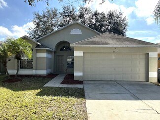 6939 Crown Lake Dr, Gibsonton, FL 33534