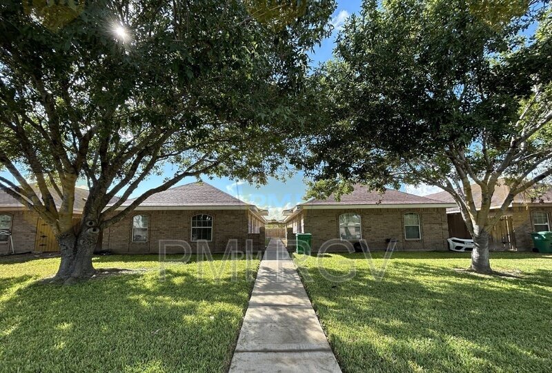 2205 N Erica St unit 4, Pharr, TX 78577 - photo 1