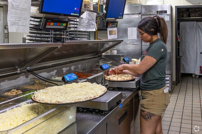 Flyers Pizza is your typical Columbus area pizza, and there is one located in Laurel Greene.