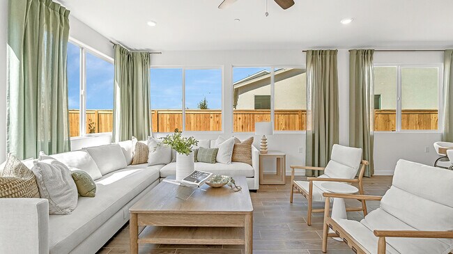 8727 Sagebrush Ave, Shafter, CA 93263 - photo 7