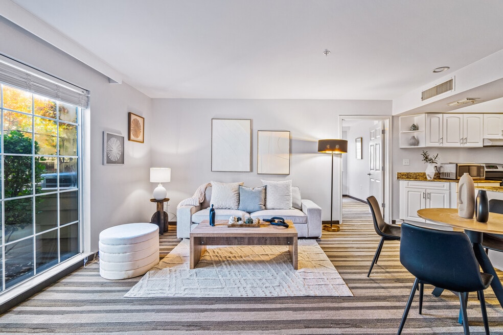 Bridgewater Court 530 U S 22 Bridgewater NJ Homes com Bridgewater Court 530 U S 22 Bridgewater NJ Homes com