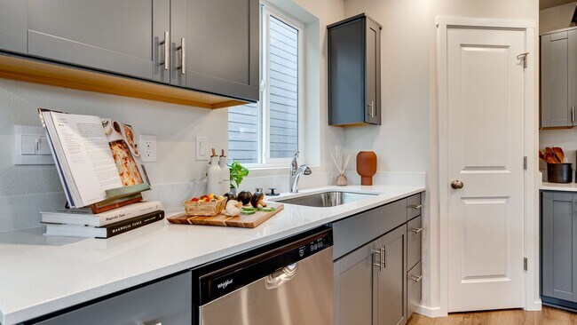 5409 NE 66th Ave, Vancouver, WA 98661 - photo 5