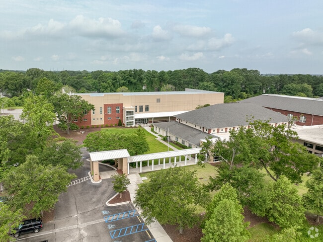 Palmetto Christian Academy is located in Mount Pleasant, S.C.