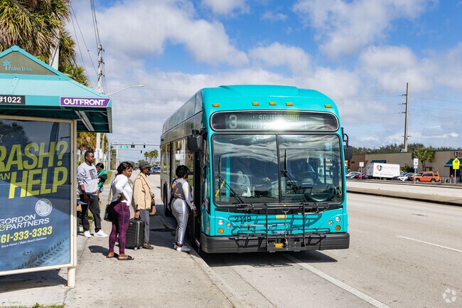 The residents of Lone Pines have the convenience of many bus lines.