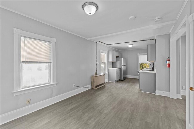 410 St Paul St unit 2, Burlington, VT 05401 - photo 5