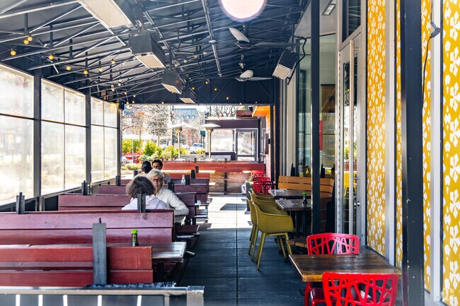 Delicious food choices abound in Cathedral Heights and are just a short drive away.