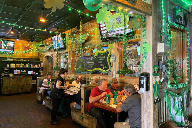 Flanigan's is a popular casual dining spot in Coral Ridge Isles.