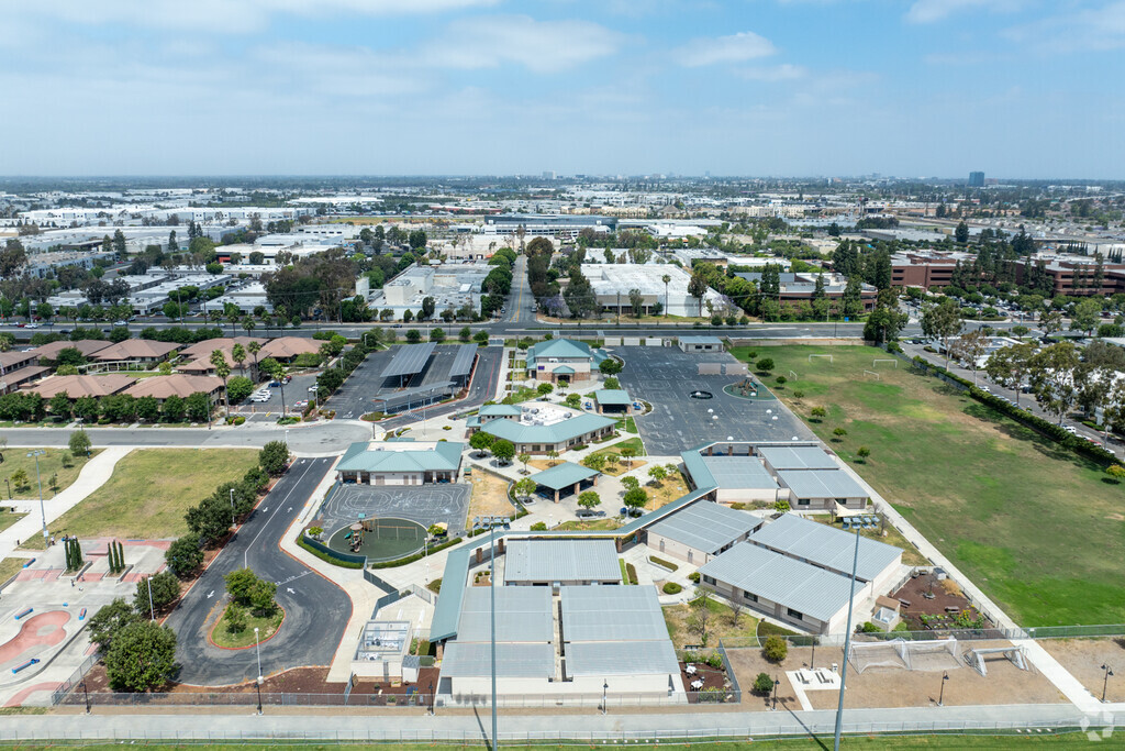 Bird's eye view of Heritage Elementary School in Costa Mesa, Ca.