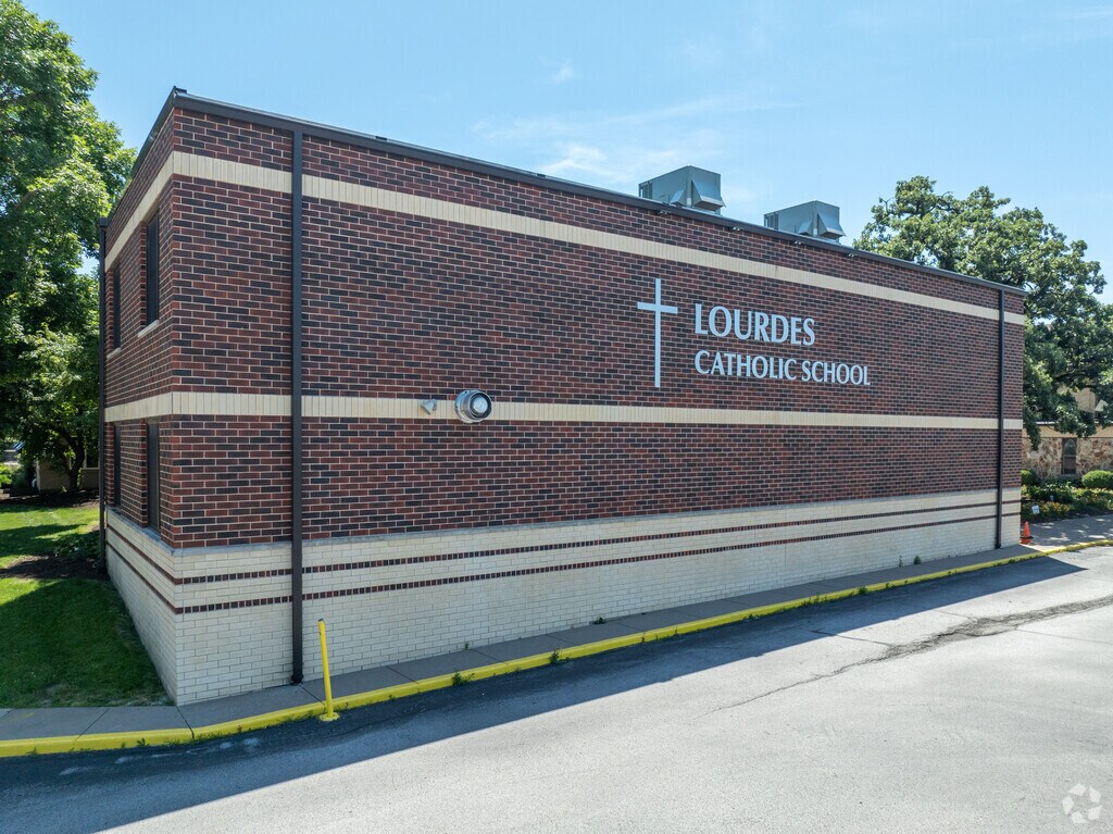 Lourdes Catholic School in Downtown Bettendorf.