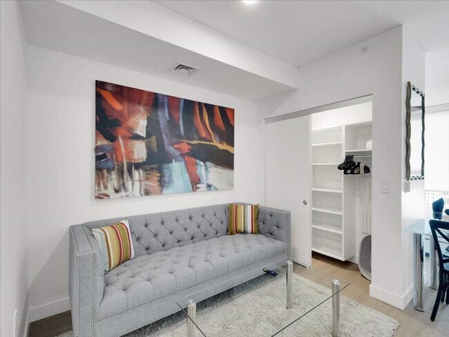 817 N 6th St unit ID1047111P, Phoenix, AZ 85004 - photo 2