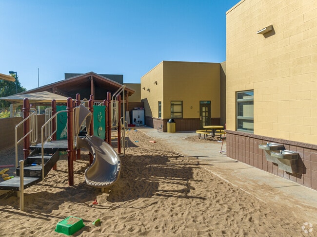 Mabel Padgett Elementary: Where learning and laughter bloom in Goodyear.