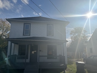 833 Garfield Ave, Newark, OH 43055