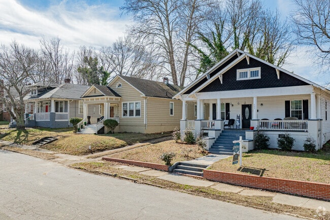 Smaller cottage homes are prevalent near Downtown Henderson.