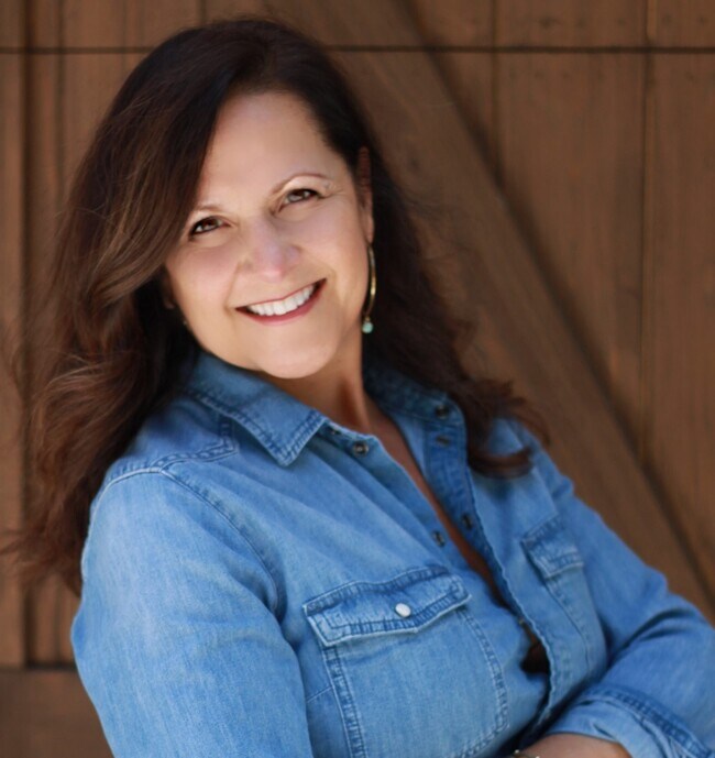 Felicia stinnett