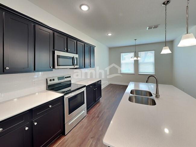 6202 Little Blf Cir, Mascotte, FL 34753 - photo 3