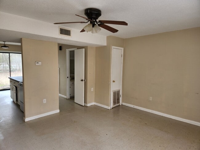 50 Pheasant Run Dr, Cabot, AR 72023 - photo 2