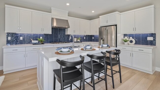 735 Guy Turner Dr, Camarillo, CA 93010 - photo 2