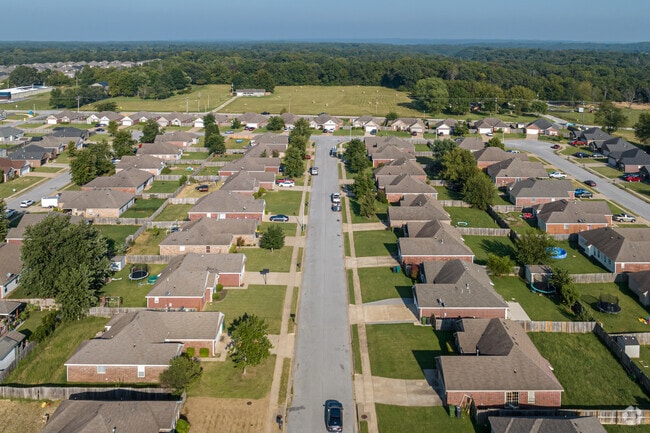The eastern side of Rogers borders rural landscapes of fields and hills.
