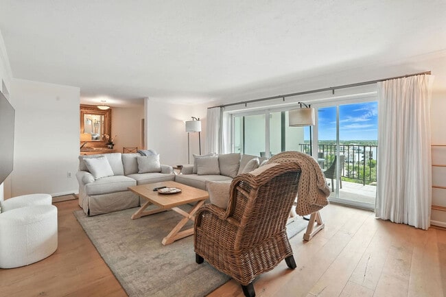 Horizon House unit FL8-ID1049705P, Naples, FL 34103 - photo 2