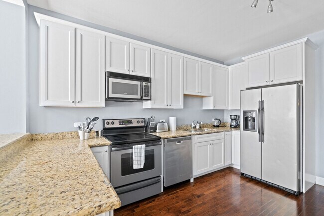 2228 N Bissell St unit ID1359755P, Chicago, IL 60614 - photo 4