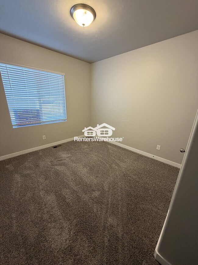 7851 W Walk About Way, Magna, UT 84044 - photo 6