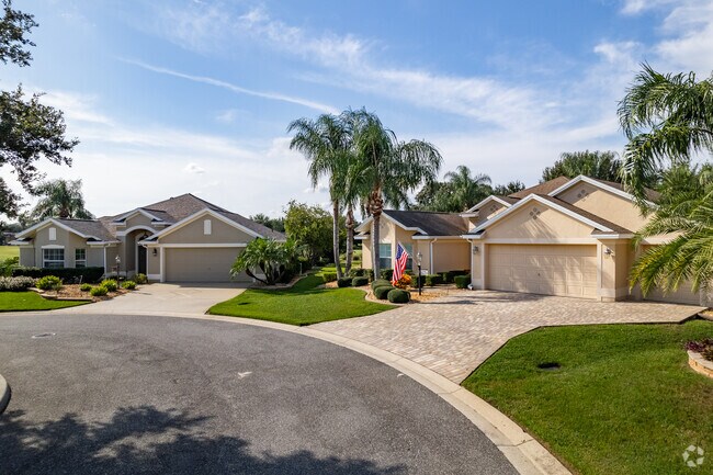 A beautiful row of Minimal Traditional homes in the Village of Saint Charles.