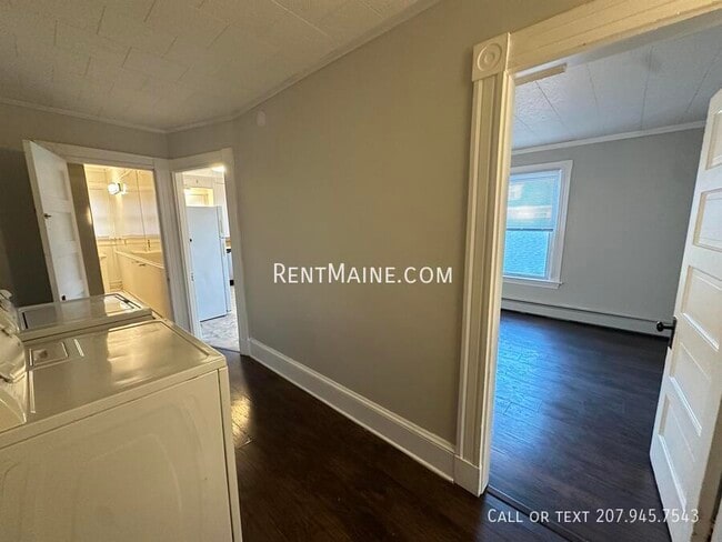 99 Sanford St unit B, Bangor, ME 04401 - photo 6