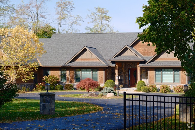 Lakefront homes in Webster drive up prices on the northwest side of town.