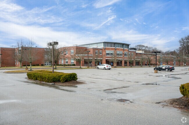 Hingham High School in Hingham earned a B+ for college prep by Niche.