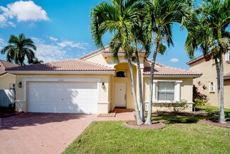 2010 NW 98th Way, Pembroke Pines, FL 33024