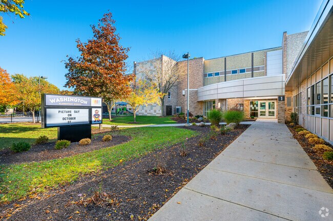 Washington Elementary School welcomes new students from Nebraska.