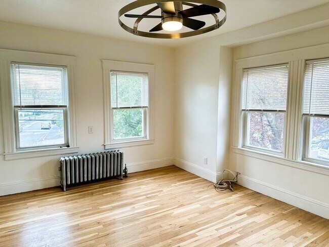 105 Chubbuck St unit 2, Quincy, MA 02169 - photo 4