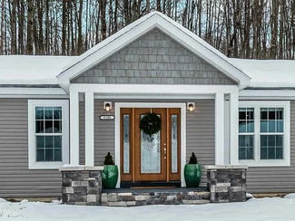9106 E Hoxie Rd, Cedar, MI 49621