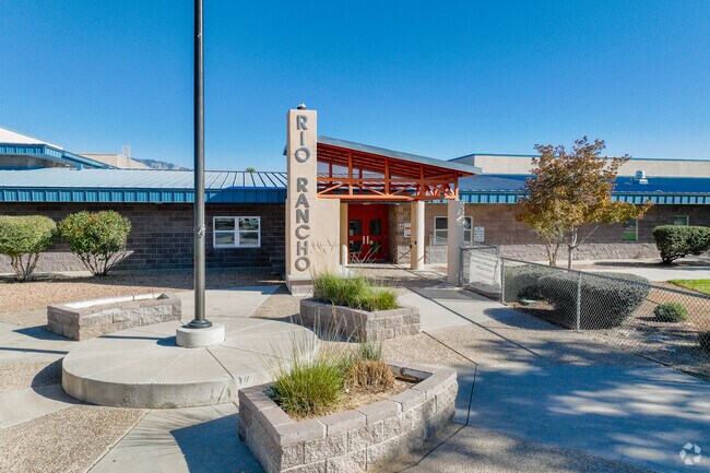 Rio Rancho Elementary School has received an A- grade from Niche.