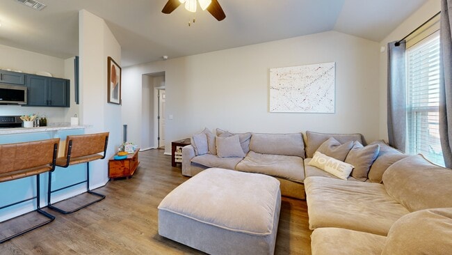 488 Fox Den Dr, Newcastle, OK 73065 - photo 3