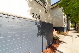 200-220 E 15th St, Oakland, CA 94606