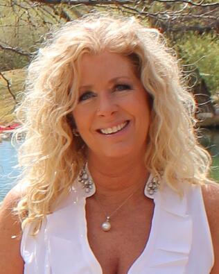 Loni Giles