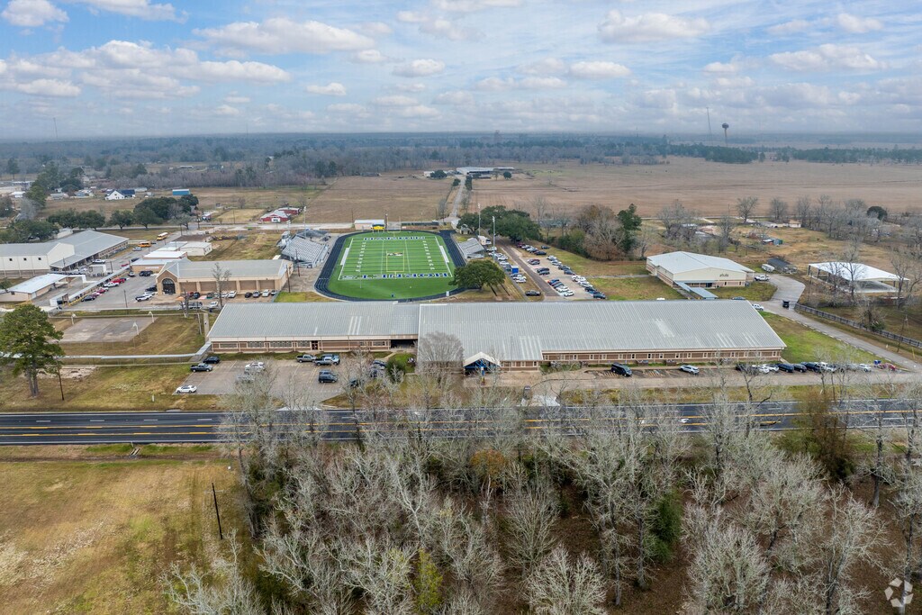 Hardin High School earns a B+ rating from niche.com.