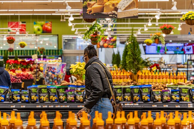 The well-organized and stocked supermarket sets this grocery store apart from others in the area