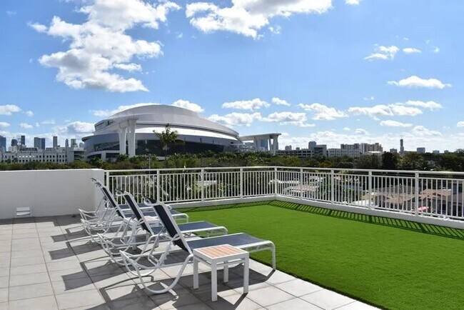 Stadium Tower, Miami, FL 33125 - photo 2