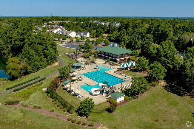 The Weldon Ridge Clubhouse has volleyball and a very large pool for residents in Weldon Ridge.