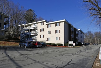 10 Henry Terrace, Worcester, MA 01607