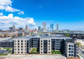 615 E Corcoran Ave, Milwaukee, WI 53202