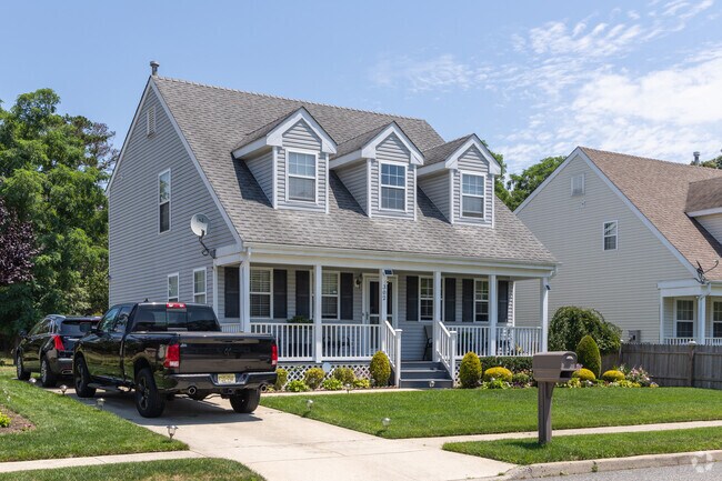 Many homeowners in the Mount Pleasant neighborhood take pride in their homes.
