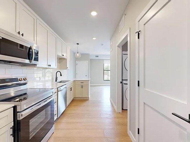 Fuller Park Flats, Minneapolis, MN 55419 - photo 7