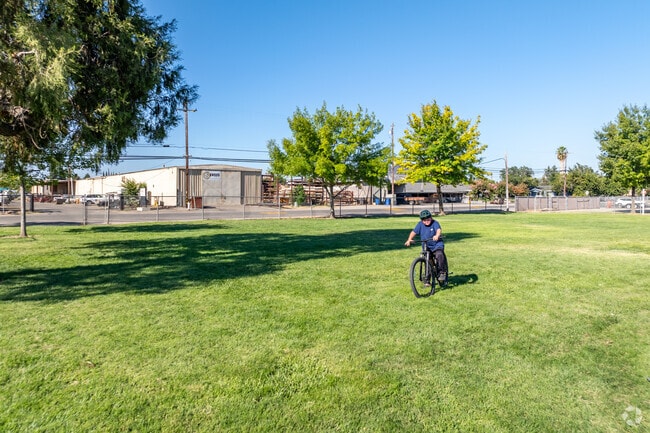 Sutter is a bike friendly neighborhood.