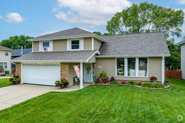 Crescent Oaks offers several traditional split-level housing options.