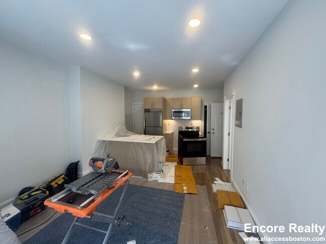 225 Newbury St unit 9H, Boston, MA 02116 - photo 2