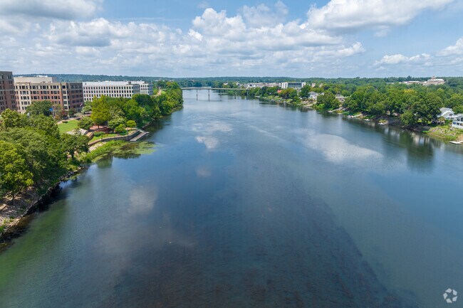 Enjoy water sports and more as Evans is in close proximity to the Savannah River.